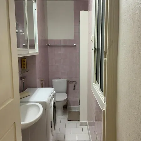 Appartement Cosy - 2 Chambres, Situe En Centre Ville Nice Exterior photo