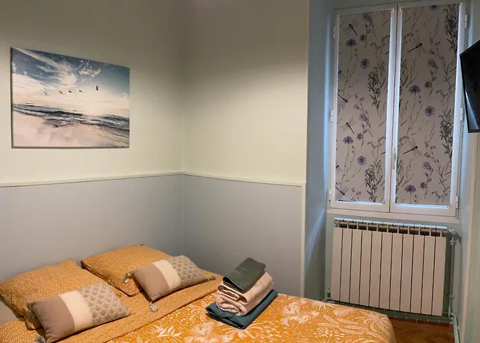 Appartement Cosy - 2 Chambres, Situe En Centre Ville