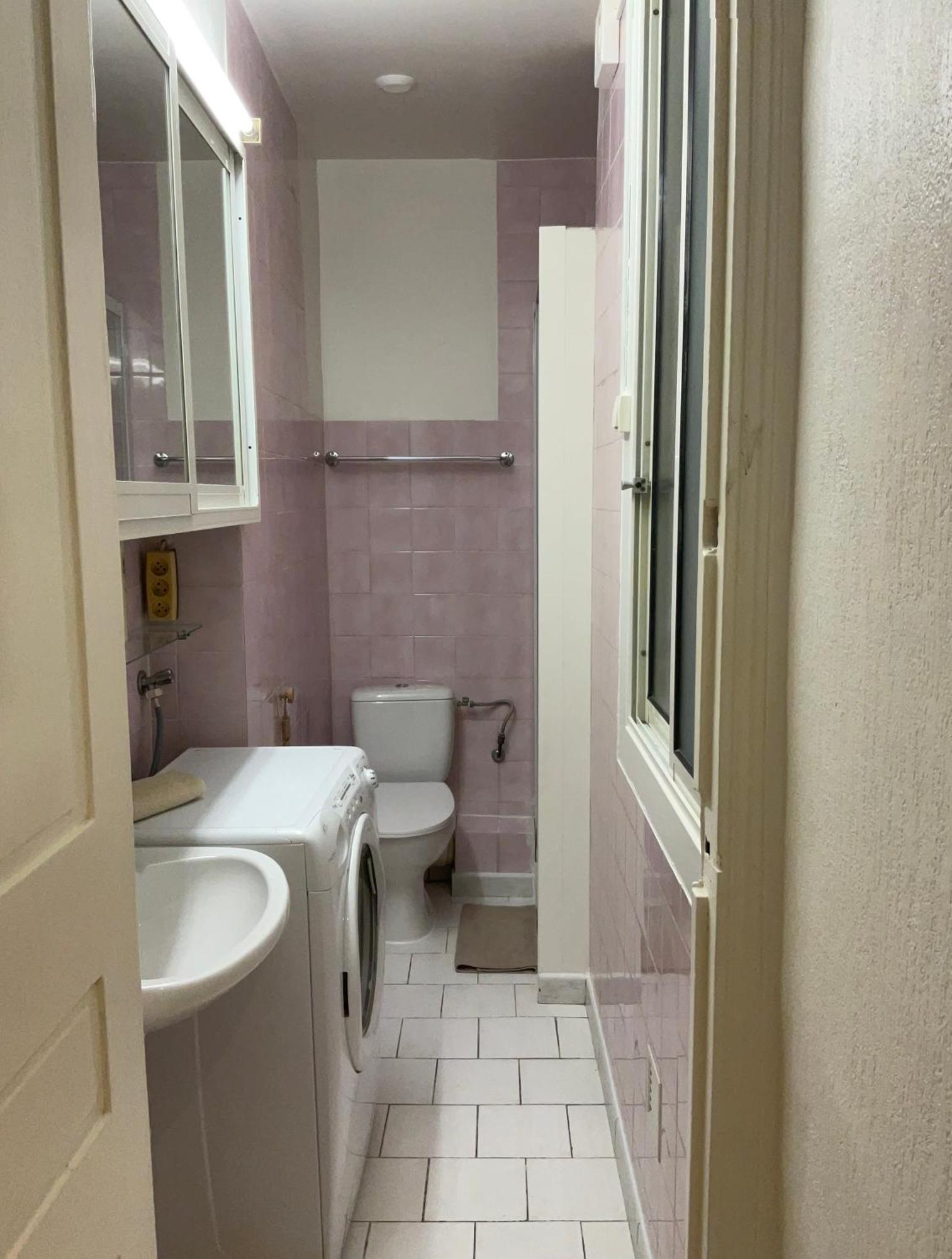 Cosy - 2 Chambres, Situe En Centre Appartement Nice
